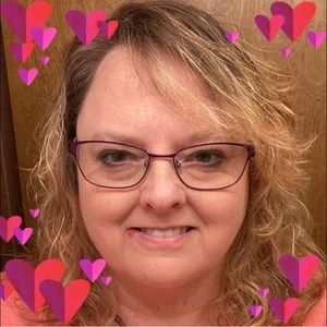 Meet your Posher, Kelli